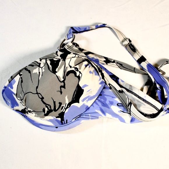 Bikini Set - Picture 3 of 4